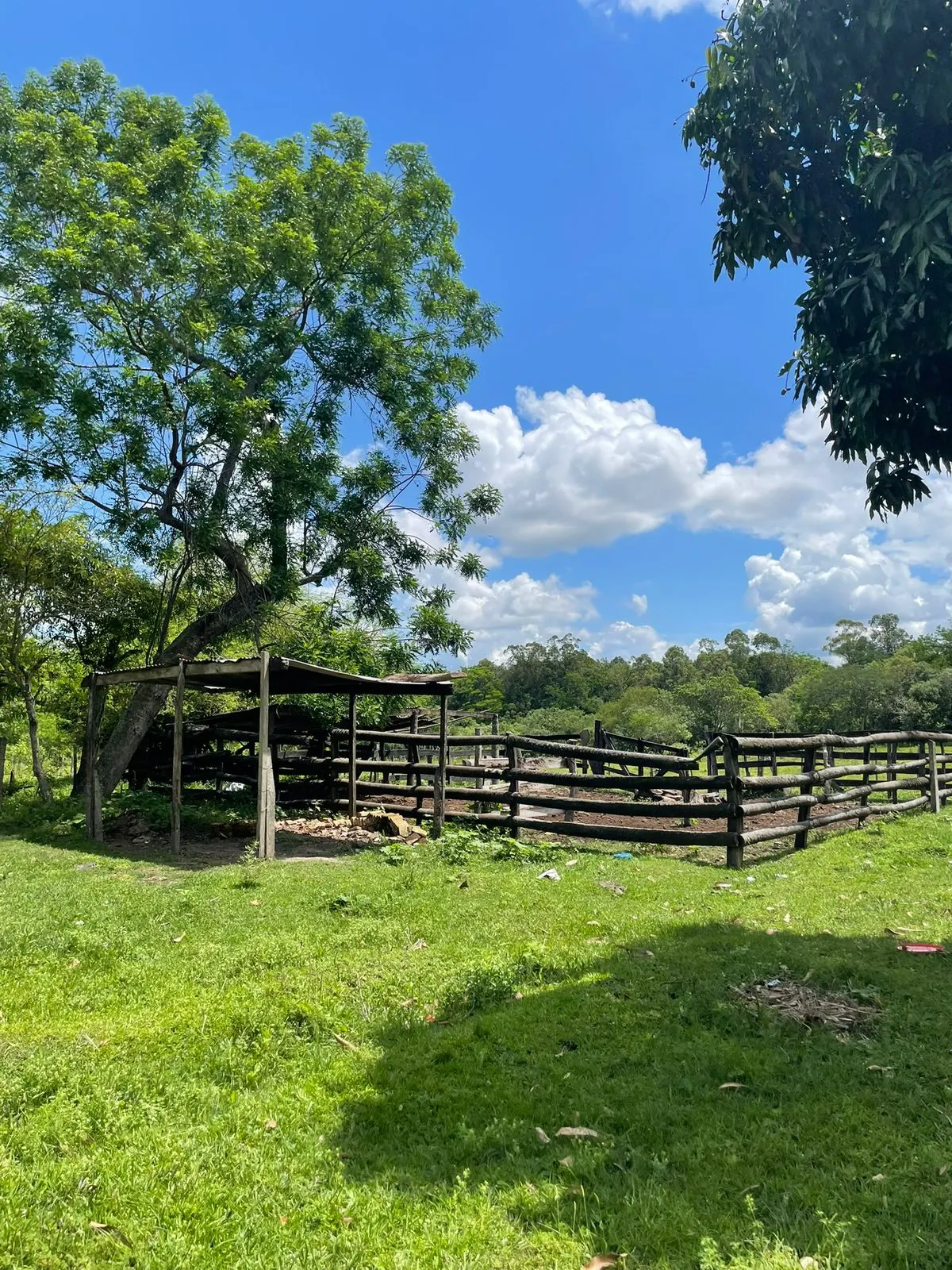 Fazenda à venda de 7 ha em Yaguarón, Paraguai