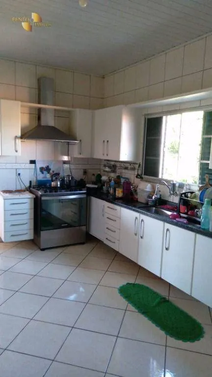 Casa à venda e para Alugar de 450 m² em Várzea Grande, MT, Brasil