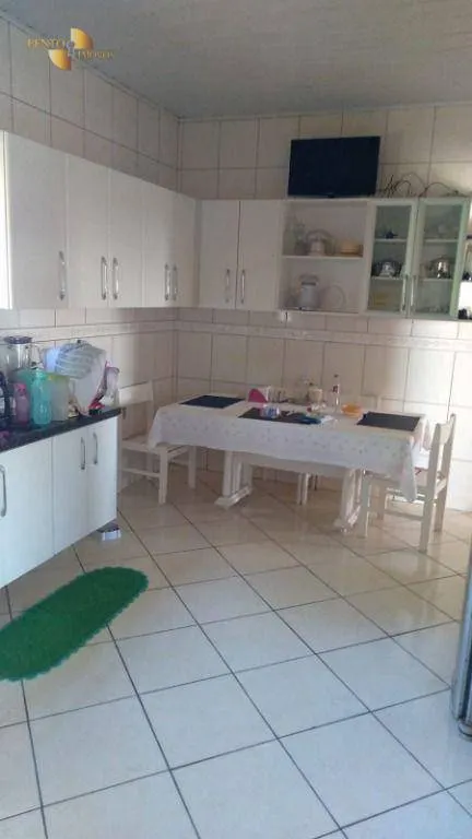 Casa à venda e para Alugar de 450 m² em Várzea Grande, MT, Brasil