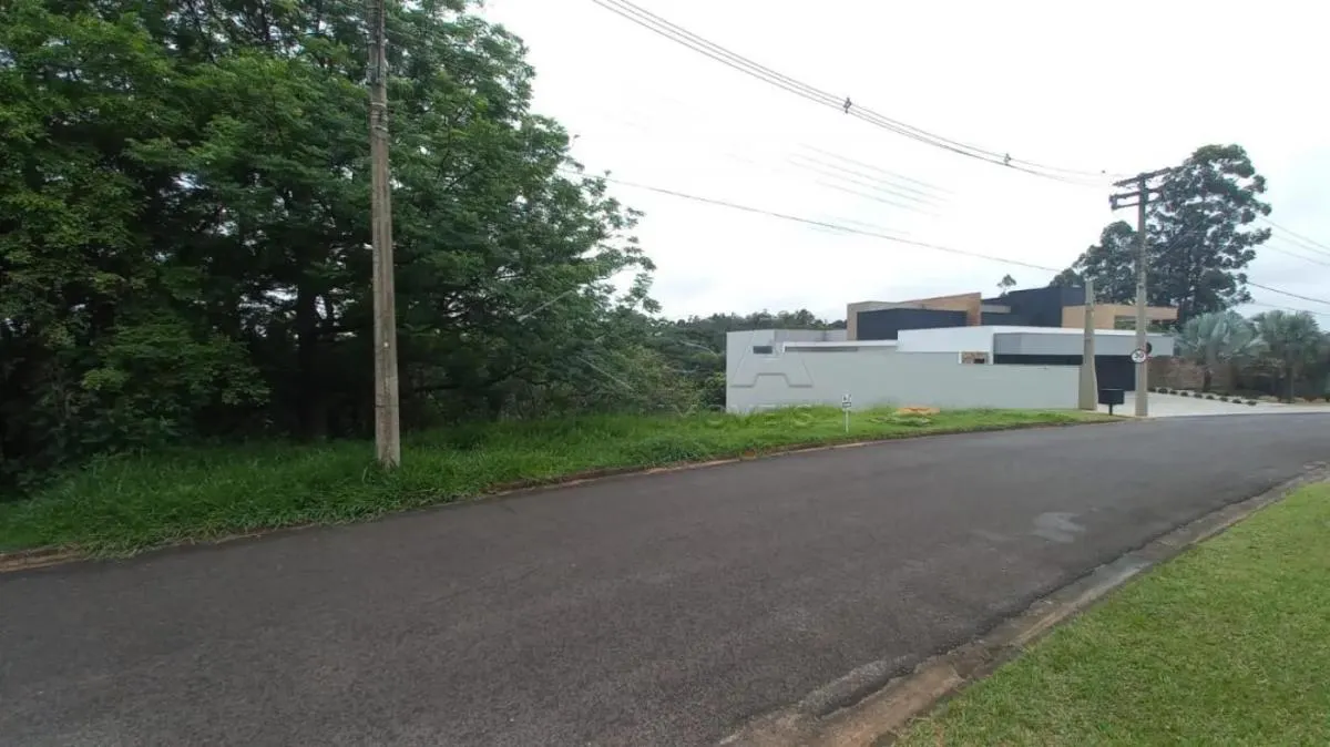 Country home for sale of 2,500 m² in Botucatu, SP, Brazil