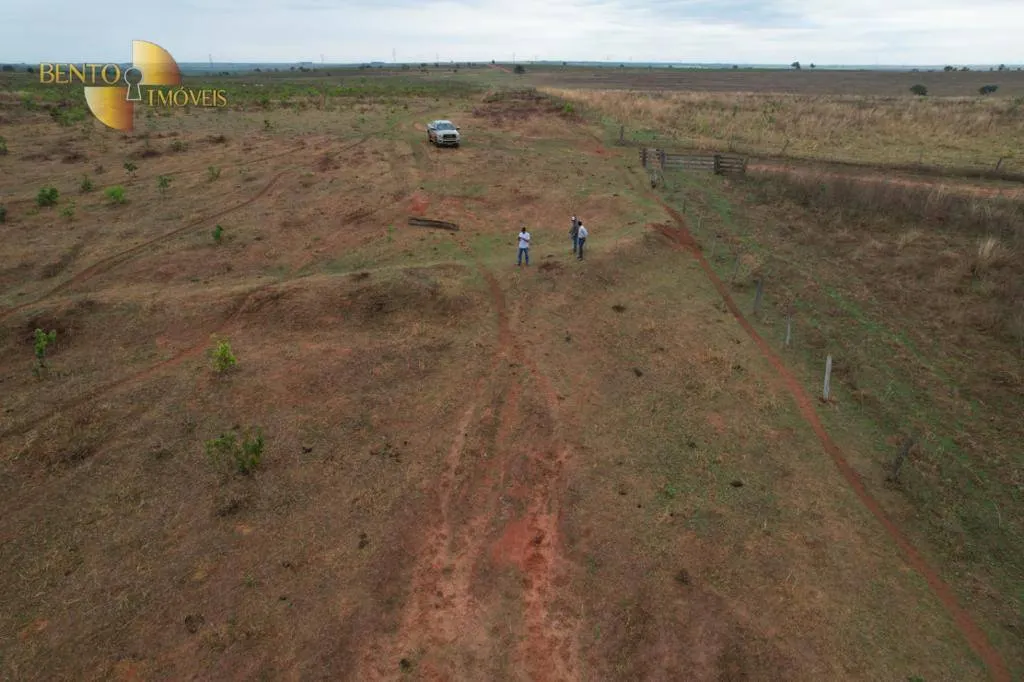 Fazenda à venda de 4.700 ha em Novo São Joaquim, MT, Brasil