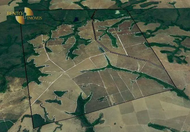 Fazenda à venda de 4.700 ha em Novo São Joaquim, MT, Brasil