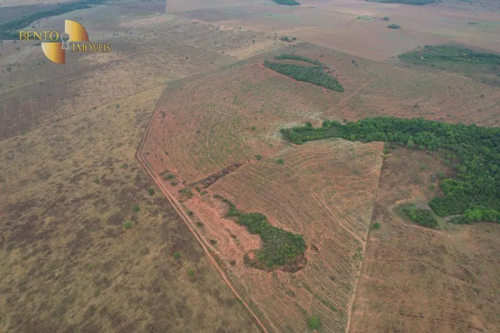 Fazenda à venda de 4.700 ha em Novo São Joaquim, MT, Brasil