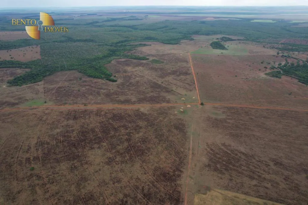 Fazenda à venda de 4.700 ha em Novo São Joaquim, MT, Brasil