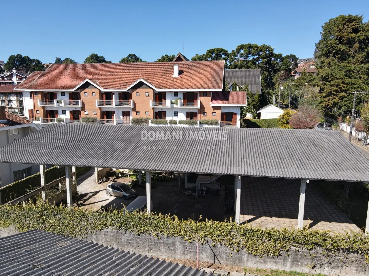 Comercial à venda de 2.560 m² em Campos do Jordão, SP, Brasil
