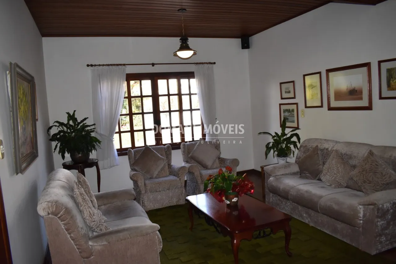 Comercial à venda de 2.560 m² em Campos do Jordão, SP, Brasil