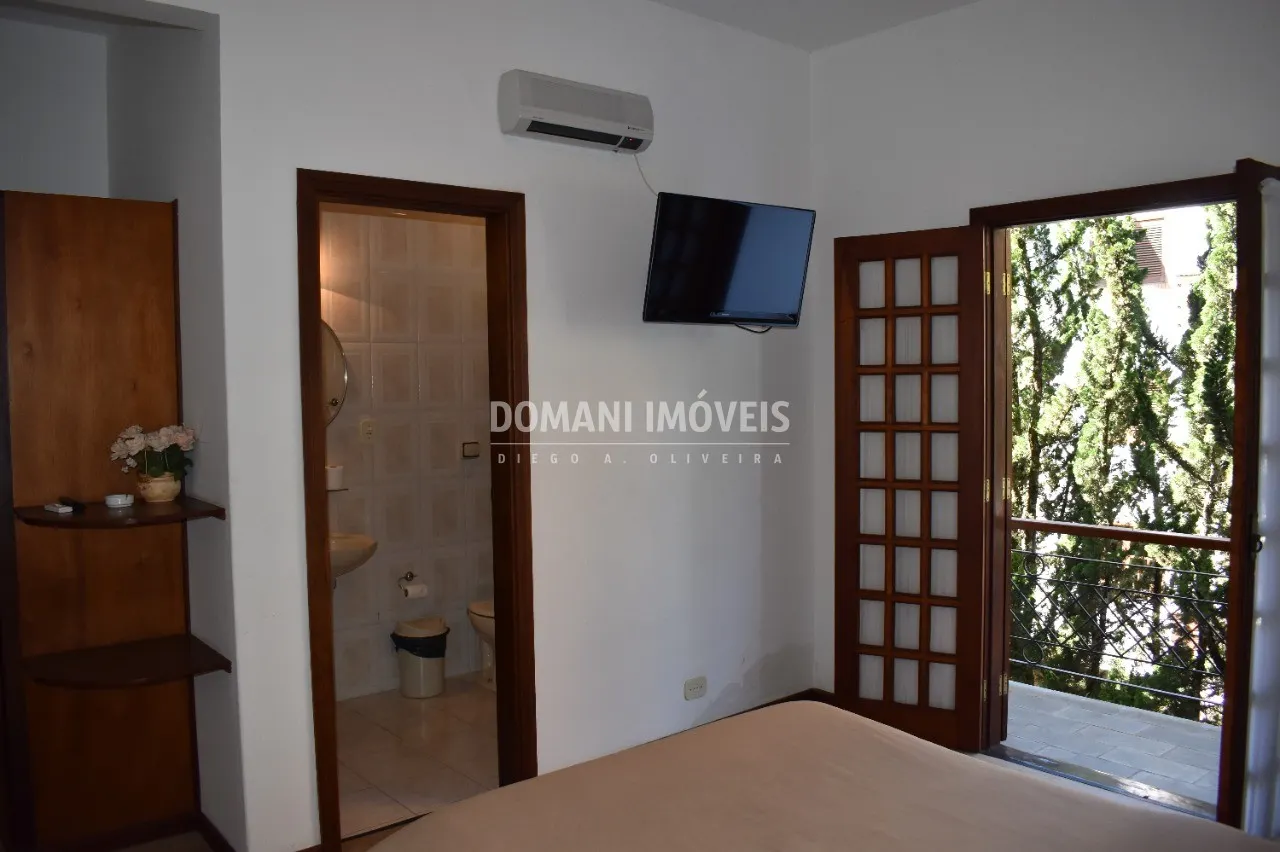 Comercial à venda de 2.560 m² em Campos do Jordão, SP, Brasil