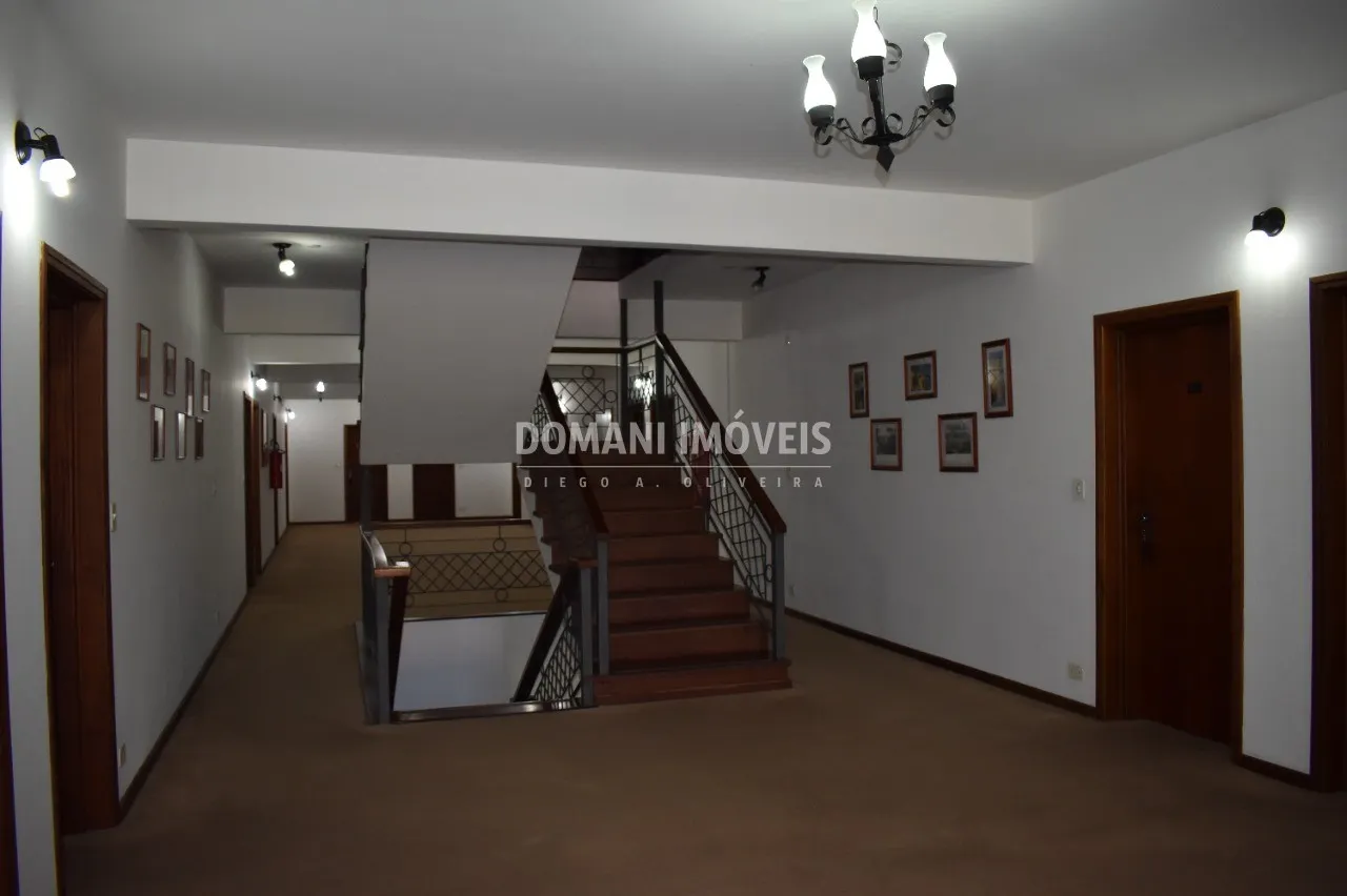 Comercial à venda de 2.560 m² em Campos do Jordão, SP, Brasil