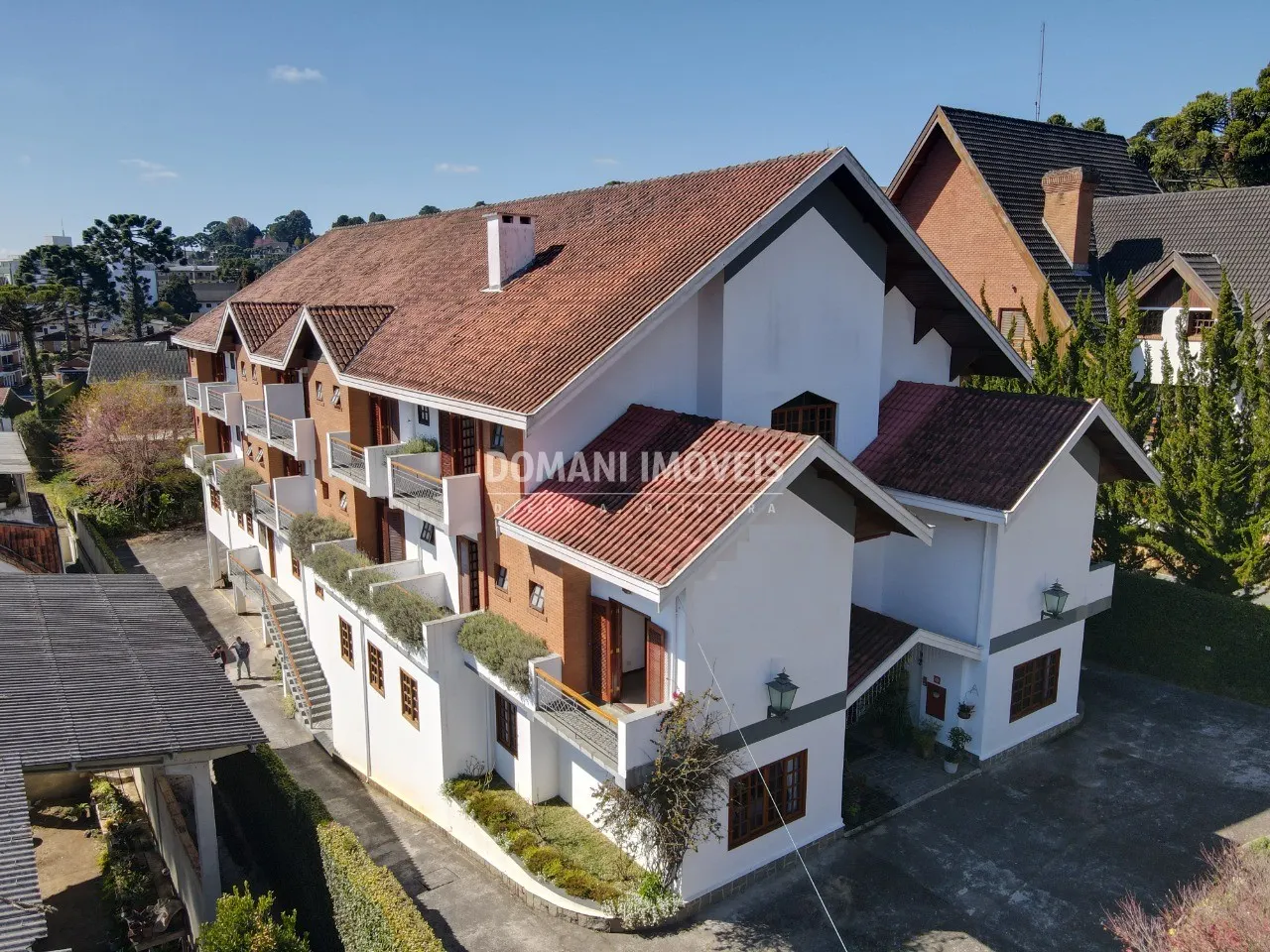 Comercial à venda de 2.560 m² em Campos do Jordão, SP, Brasil