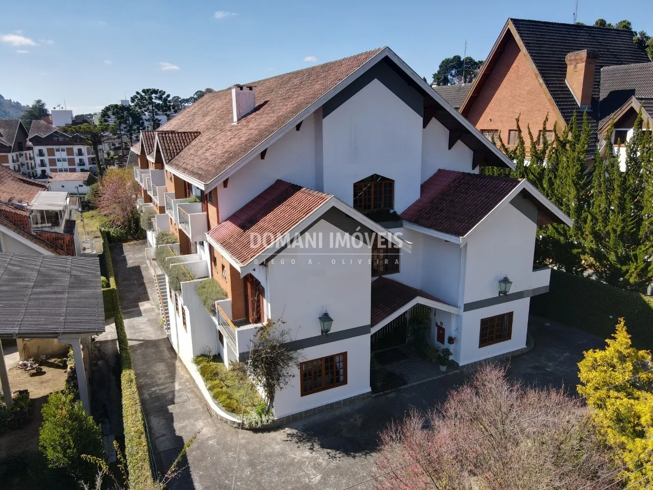 Comercial à venda de 2.560 m² em Campos do Jordão, SP, Brasil