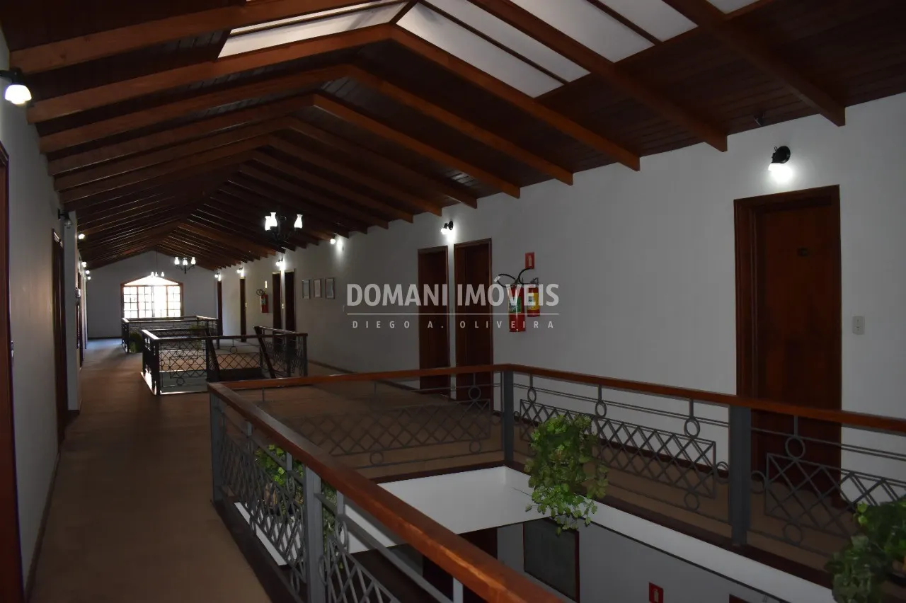 Comercial à venda de 2.560 m² em Campos do Jordão, SP, Brasil