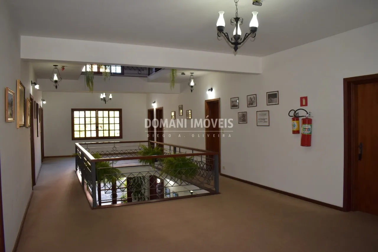 Comercial à venda de 2.560 m² em Campos do Jordão, SP, Brasil