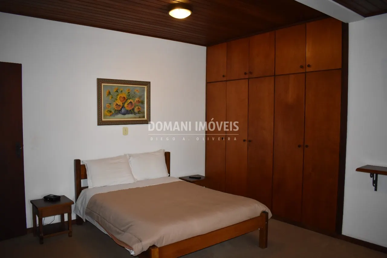 Comercial à venda de 2.560 m² em Campos do Jordão, SP, Brasil