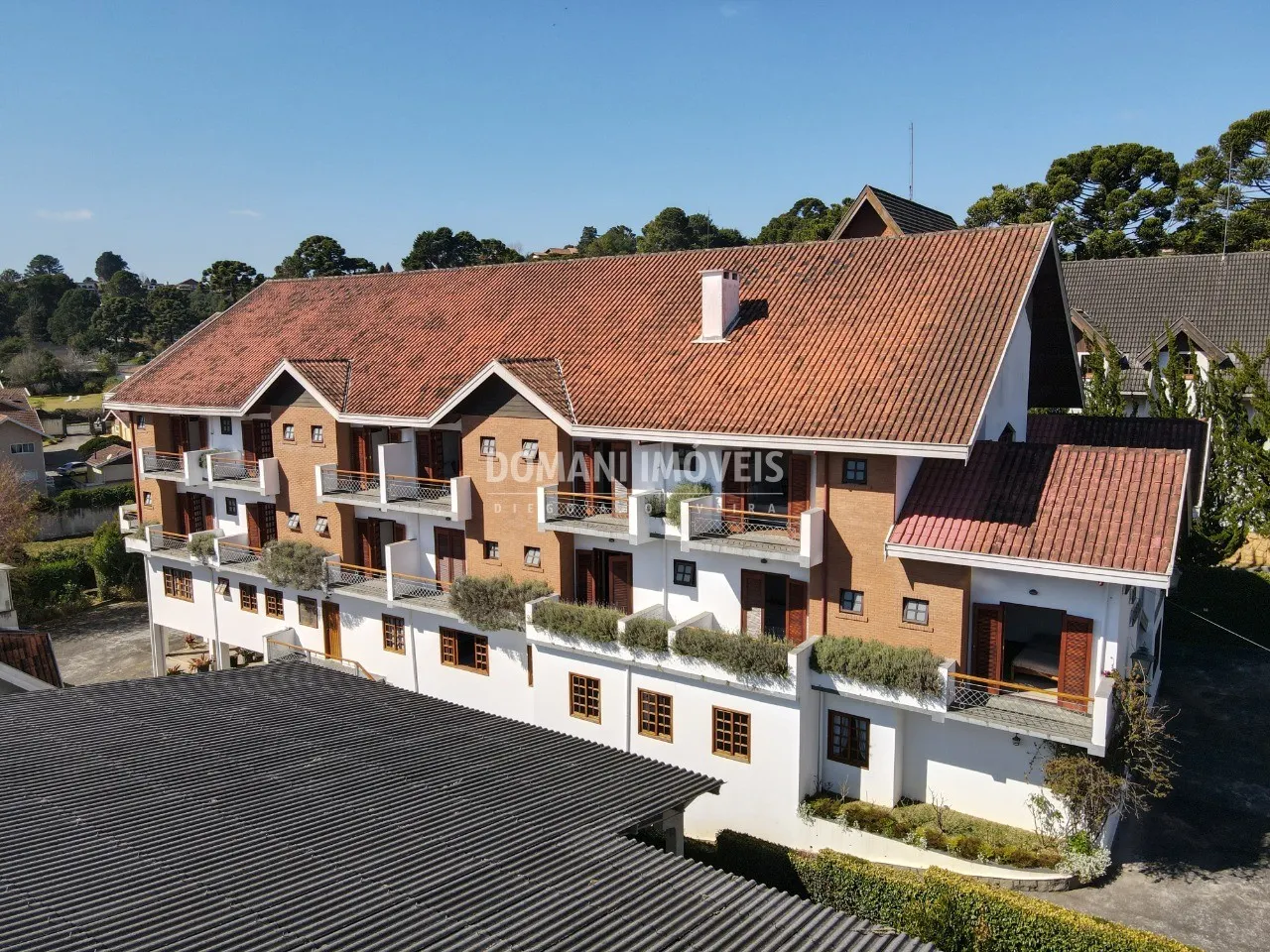 Comercial à venda de 2.560 m² em Campos do Jordão, SP, Brasil