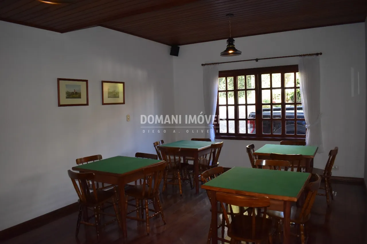 Comercial à venda de 2.560 m² em Campos do Jordão, SP, Brasil