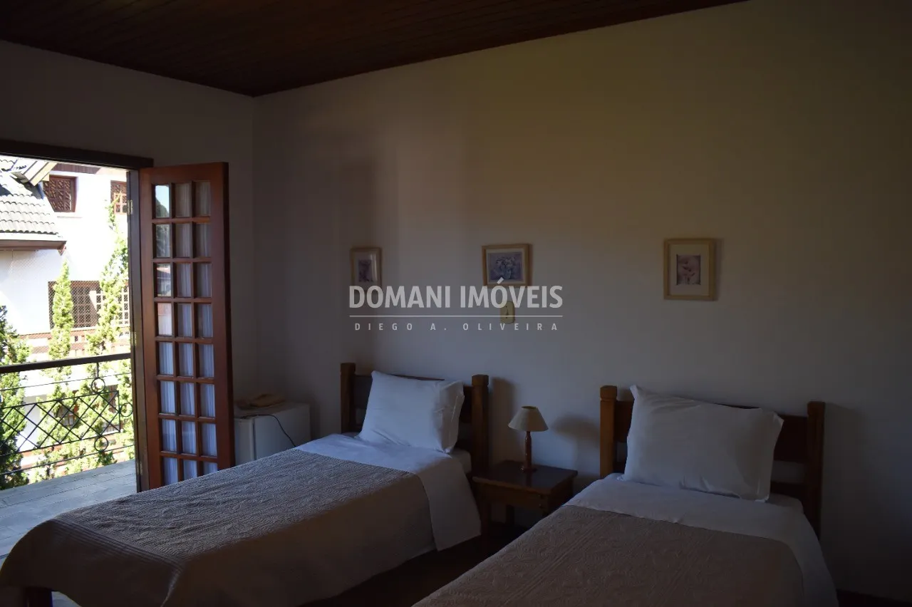Comercial à venda de 2.560 m² em Campos do Jordão, SP, Brasil