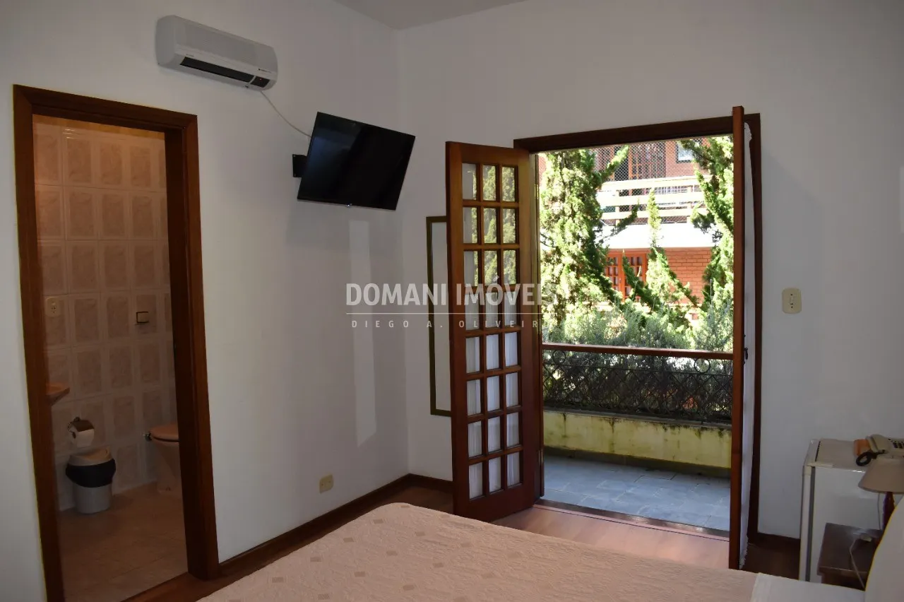 Comercial à venda de 2.560 m² em Campos do Jordão, SP, Brasil
