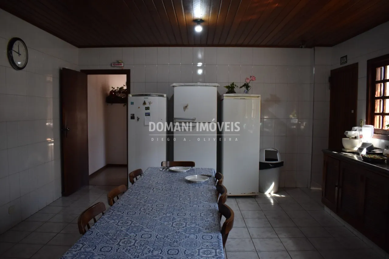 Comercial à venda de 2.560 m² em Campos do Jordão, SP, Brasil