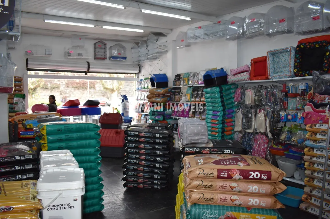 Comercial à venda e para Alugar de 650 m² em Campos do Jordão, SP, Brasil