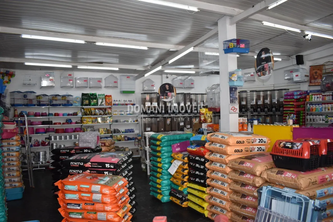 Comercial à venda e para Alugar de 650 m² em Campos do Jordão, SP, Brasil