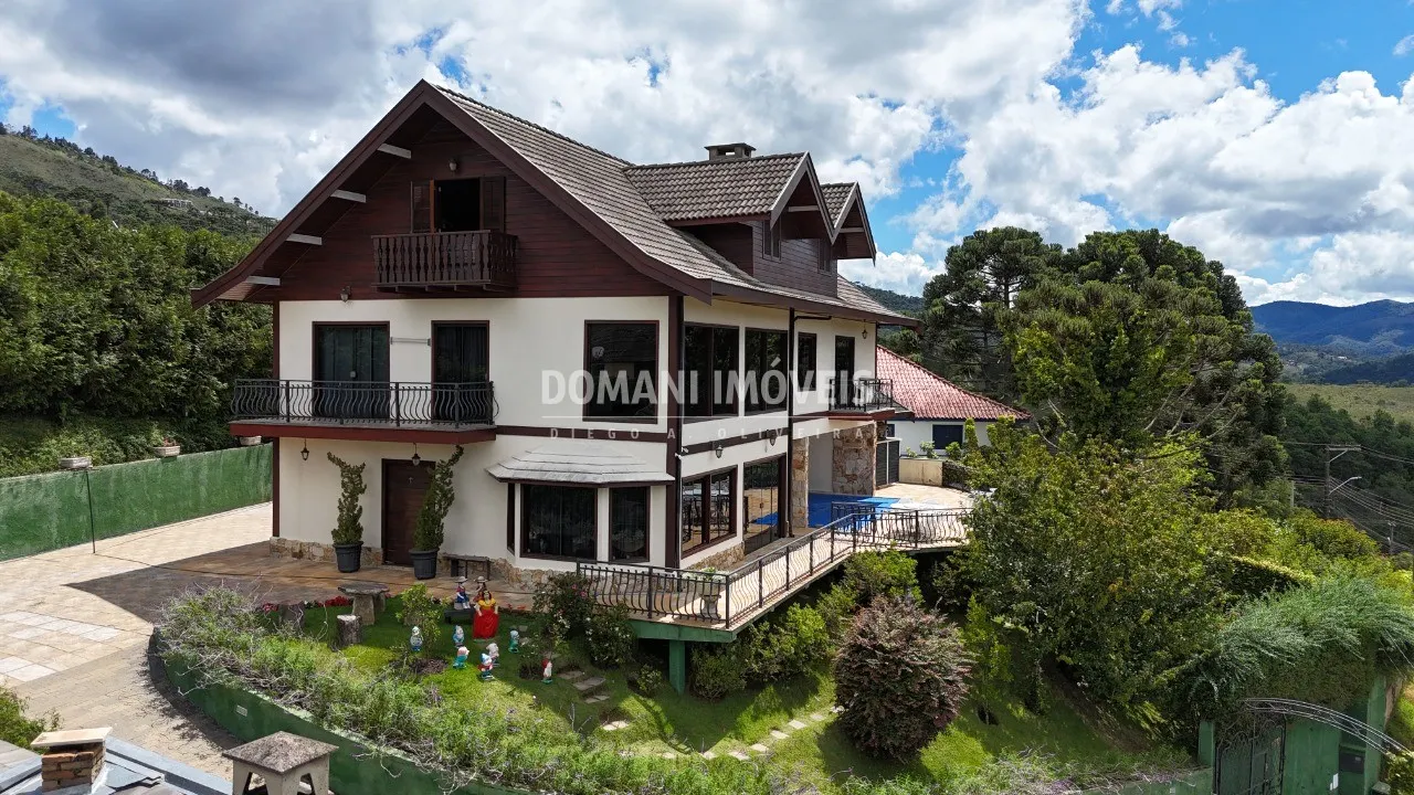 Casa à venda de 1.080 m² em Campos do Jordão, SP, Brasil