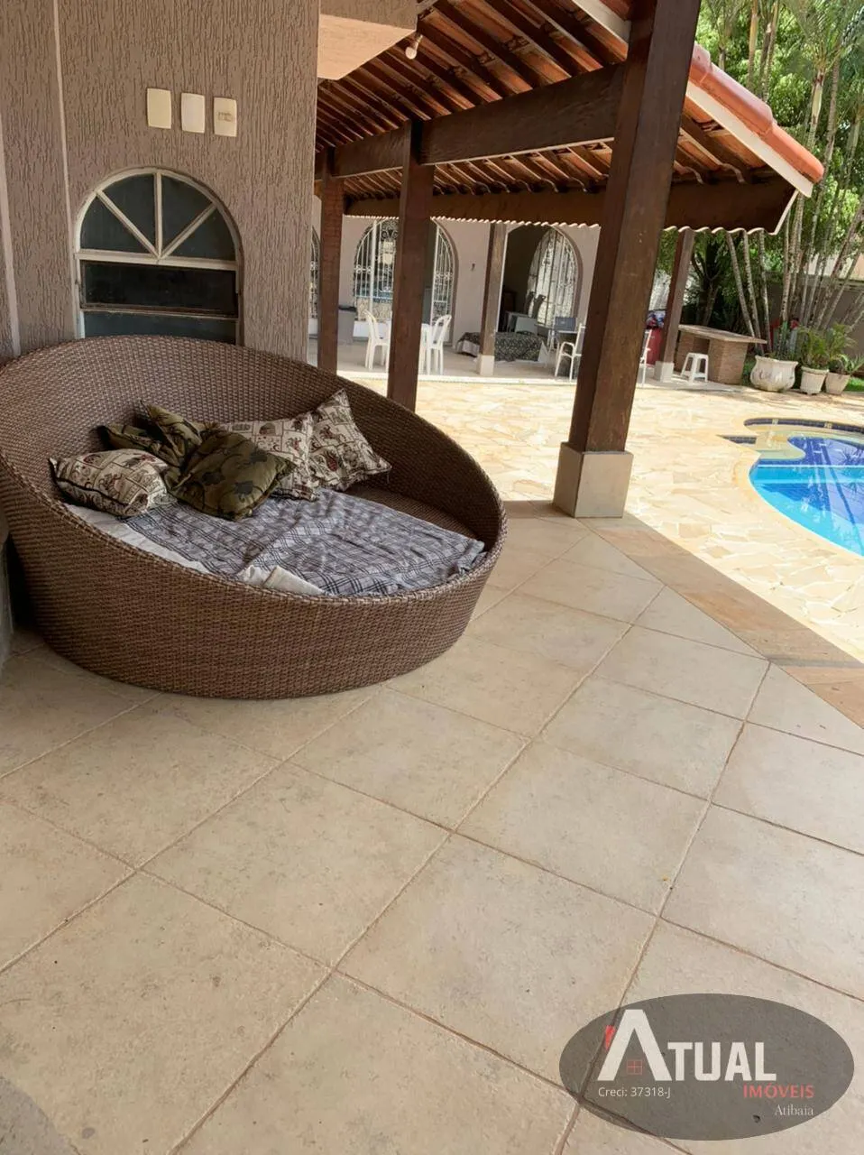 Casa à venda de 2.560 m² em Atibaia, SP, Brasil