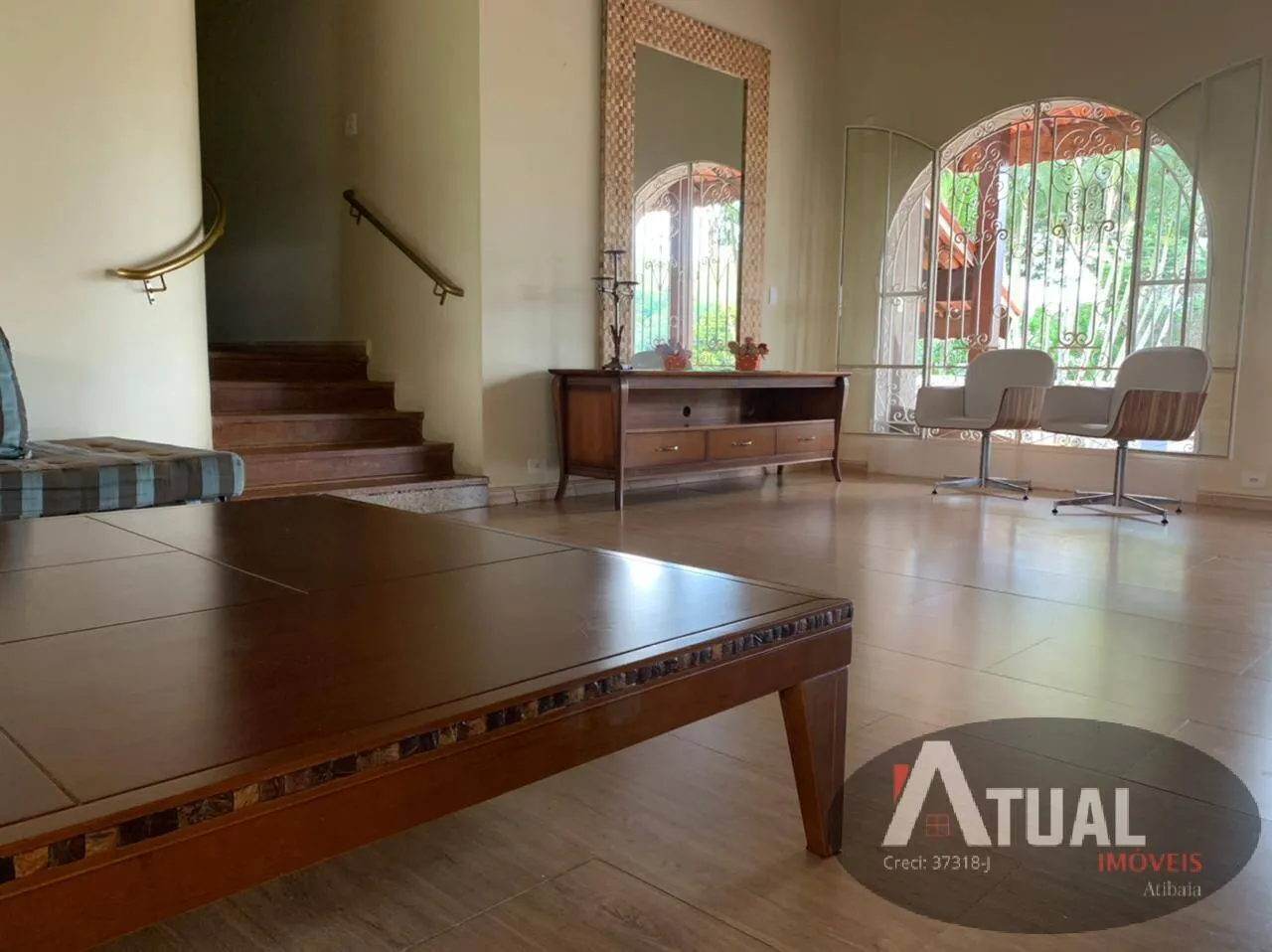 Casa à venda de 2.560 m² em Atibaia, SP, Brasil