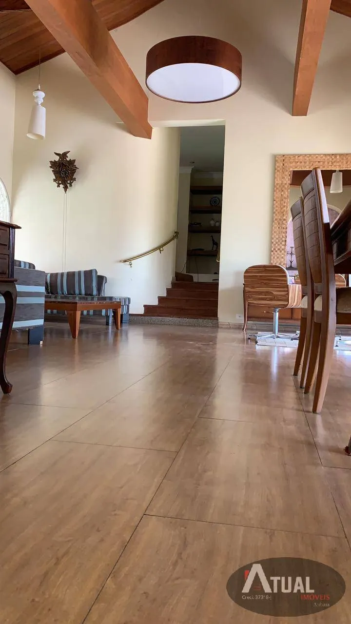 Casa à venda de 2.560 m² em Atibaia, SP, Brasil