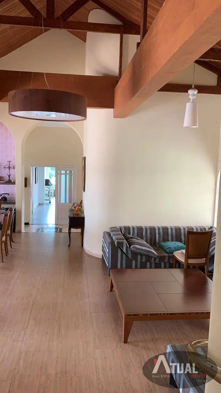 Casa à venda de 2.560 m² em Atibaia, SP, Brasil
