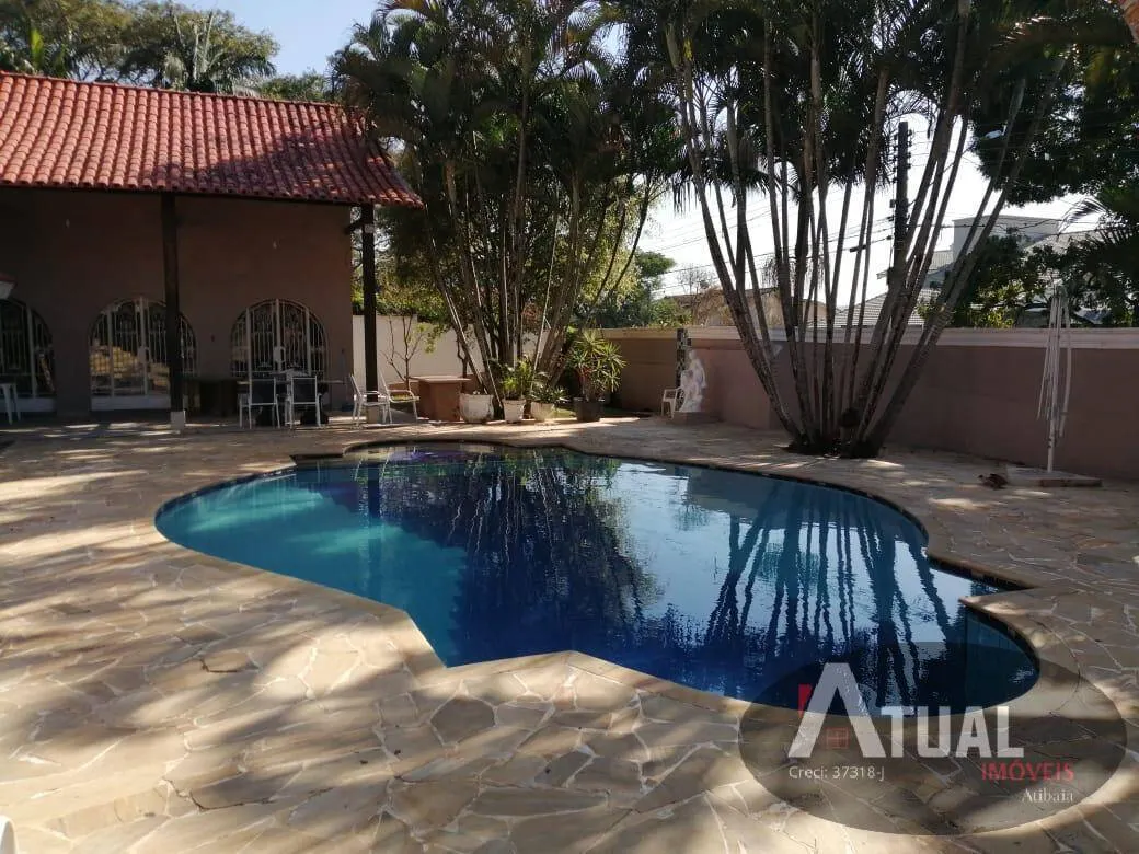Casa à venda de 2.560 m² em Atibaia, SP, Brasil