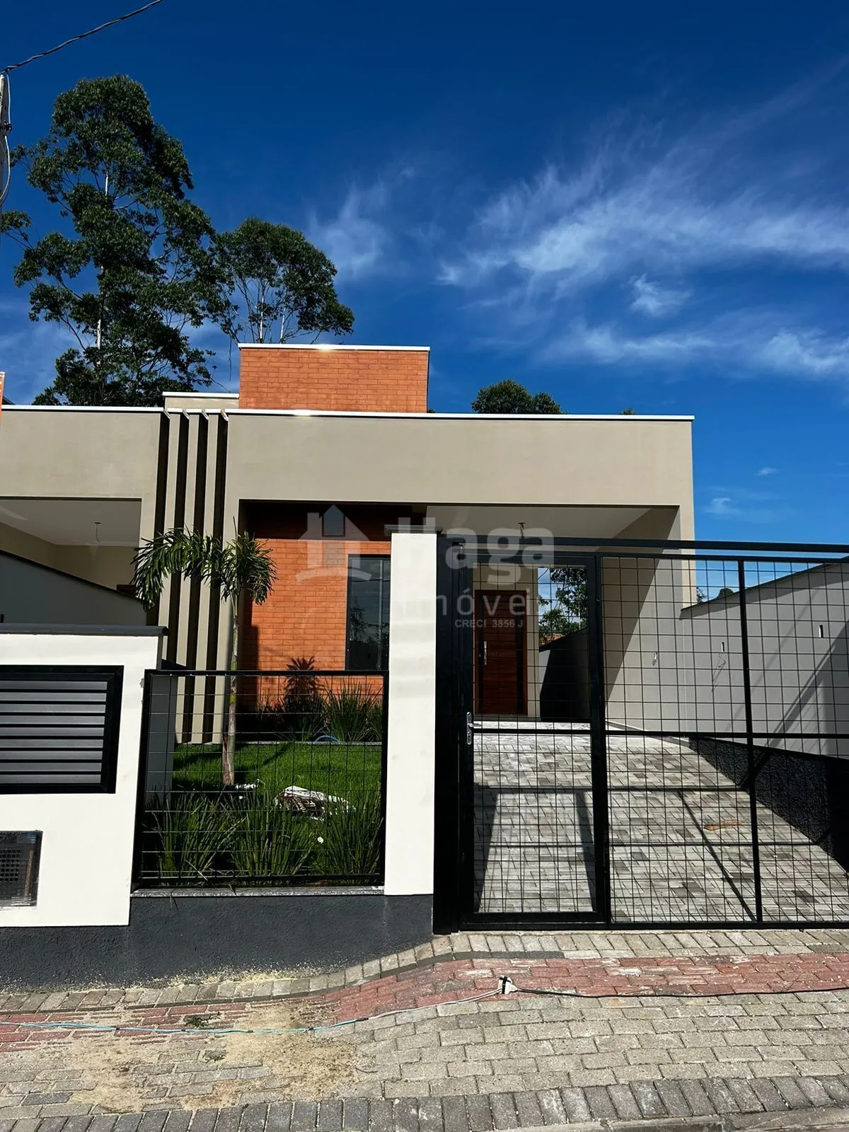 Casa à venda de 99 m² em Guabiruba, SC, Brasil