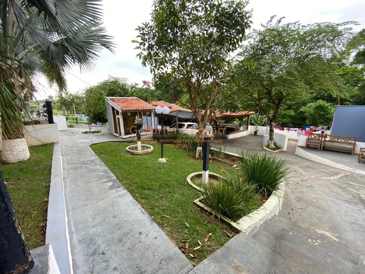 Sítio à venda de 4 ha em Álvares Machado, SP, Brasil