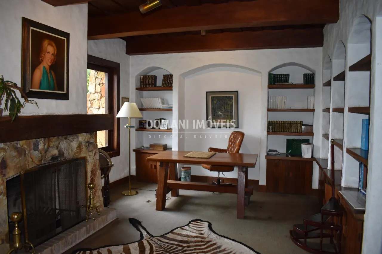 Casa à venda de 9.200 m² em Campos do Jordão, SP, Brasil