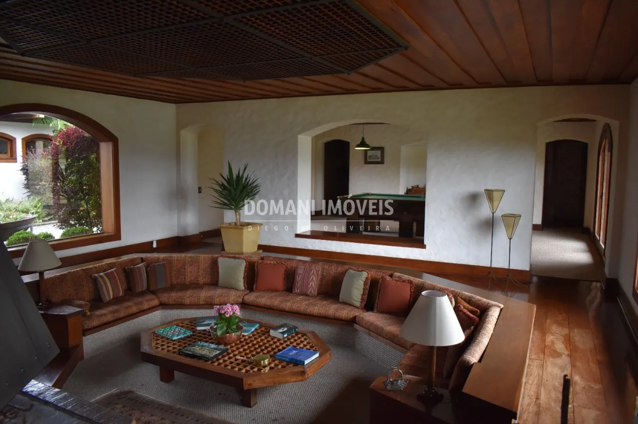Casa à venda de 9.200 m² em Campos do Jordão, SP, Brasil
