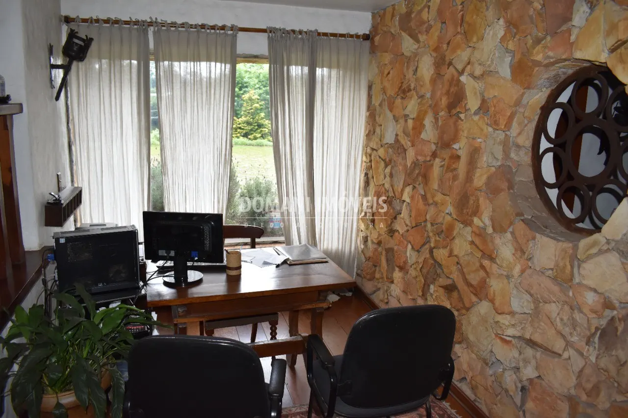 Casa à venda de 9.200 m² em Campos do Jordão, SP, Brasil