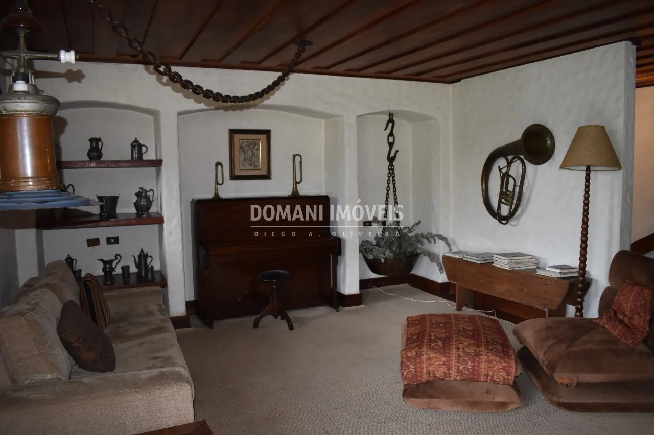 Casa à venda de 9.200 m² em Campos do Jordão, SP, Brasil