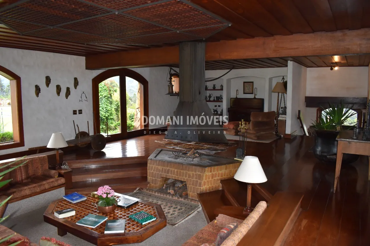 Casa à venda de 9.200 m² em Campos do Jordão, SP, Brasil