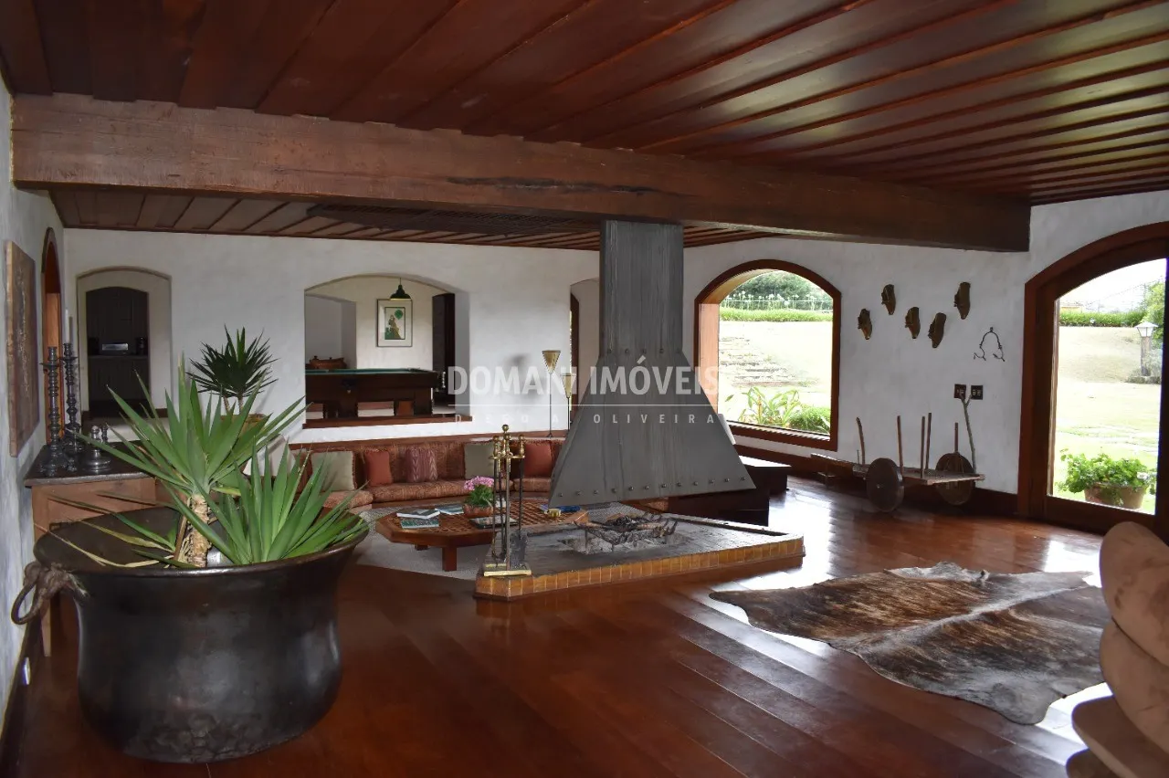 Casa à venda de 9.200 m² em Campos do Jordão, SP, Brasil