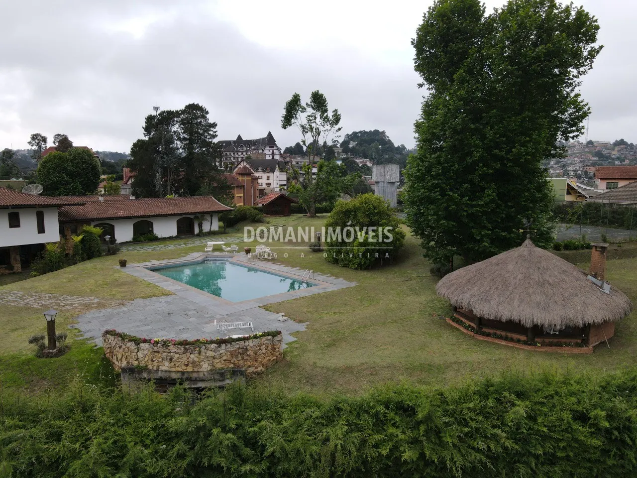 Casa à venda de 9.200 m² em Campos do Jordão, SP, Brasil