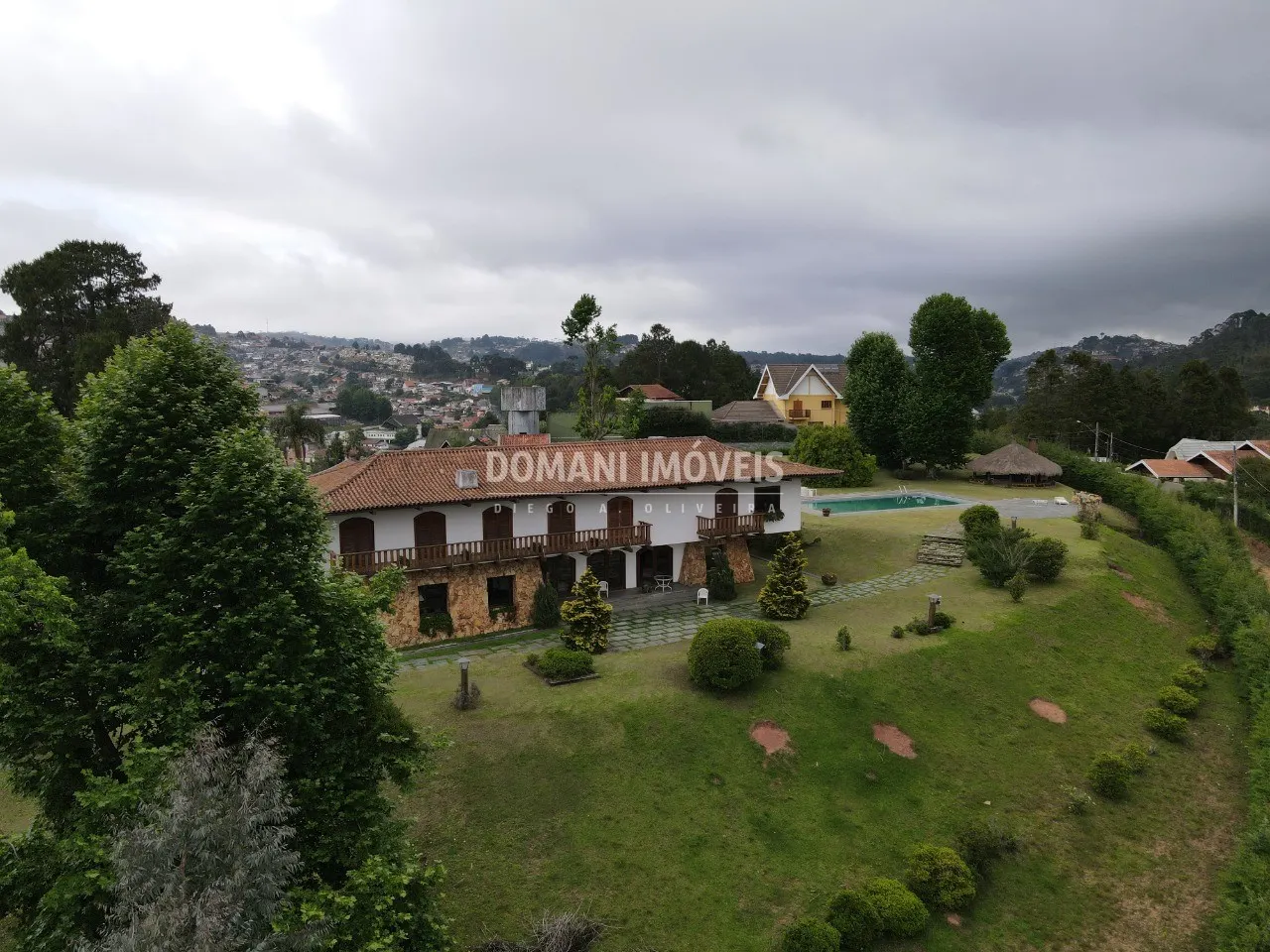 Casa à venda de 9.200 m² em Campos do Jordão, SP, Brasil