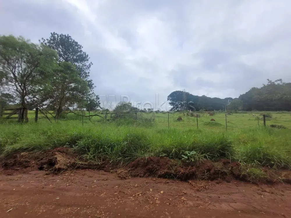 Country home for sale of 2,410 m² in Botucatu, SP, Brazil