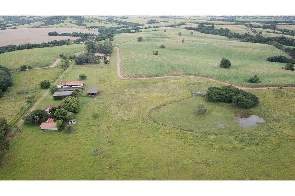 Fazenda à venda de 64 ha em Itapetininga, SP, Brasil