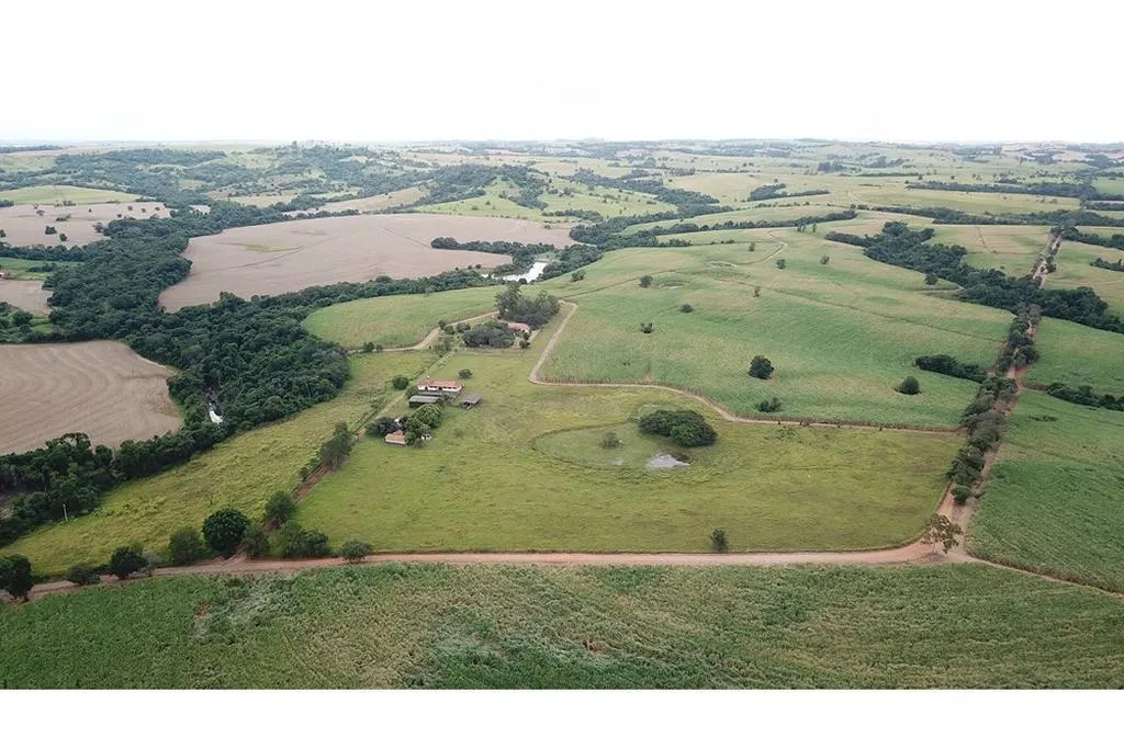 Fazenda à venda de 64 ha em Itapetininga, SP, Brasil