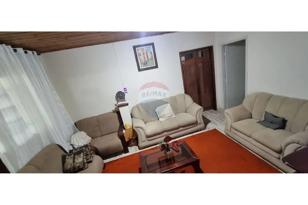 Chácara à venda de 220 m² em Araçoiaba da Serra, SP, Brasil