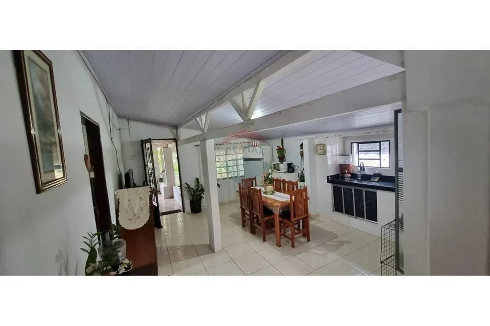 Chácara à venda de 220 m² em Araçoiaba da Serra, SP, Brasil