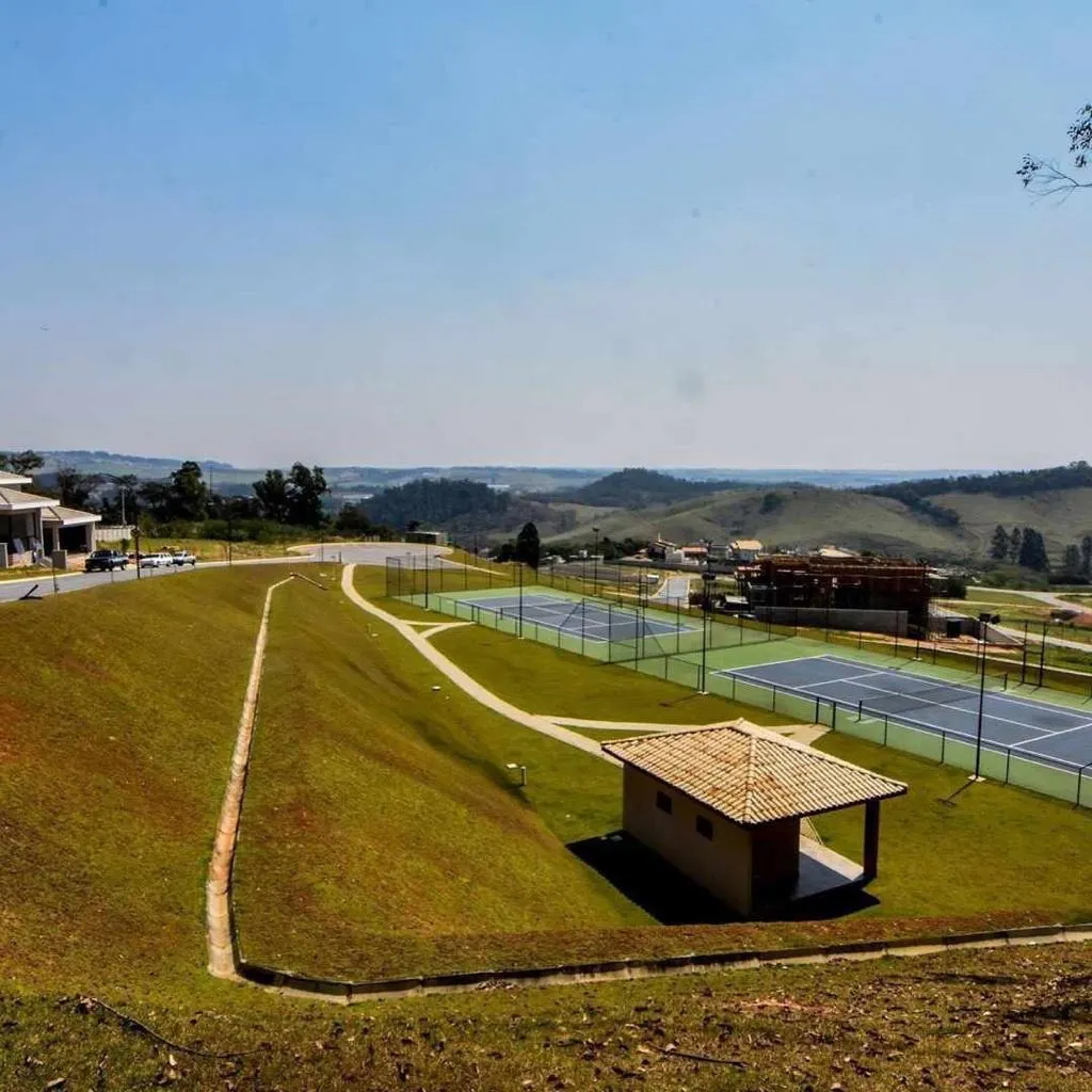 Terreno à venda de 600 m² em Vinhedo, SP, Brasil
