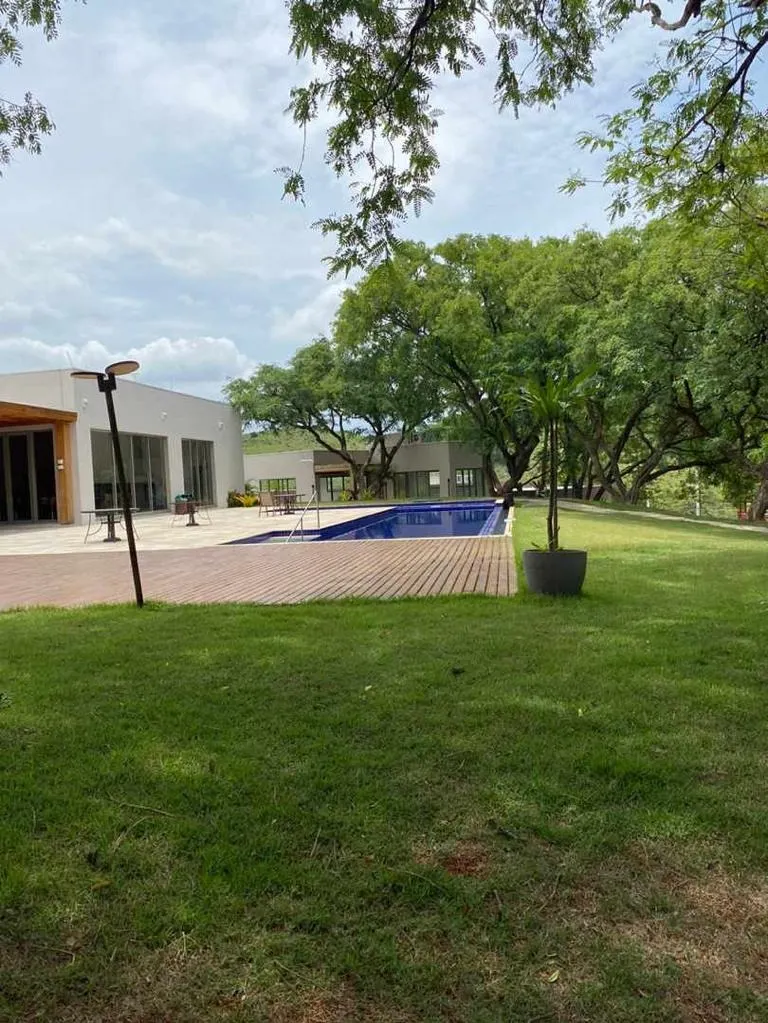 Terreno à venda de 600 m² em Vinhedo, SP, Brasil