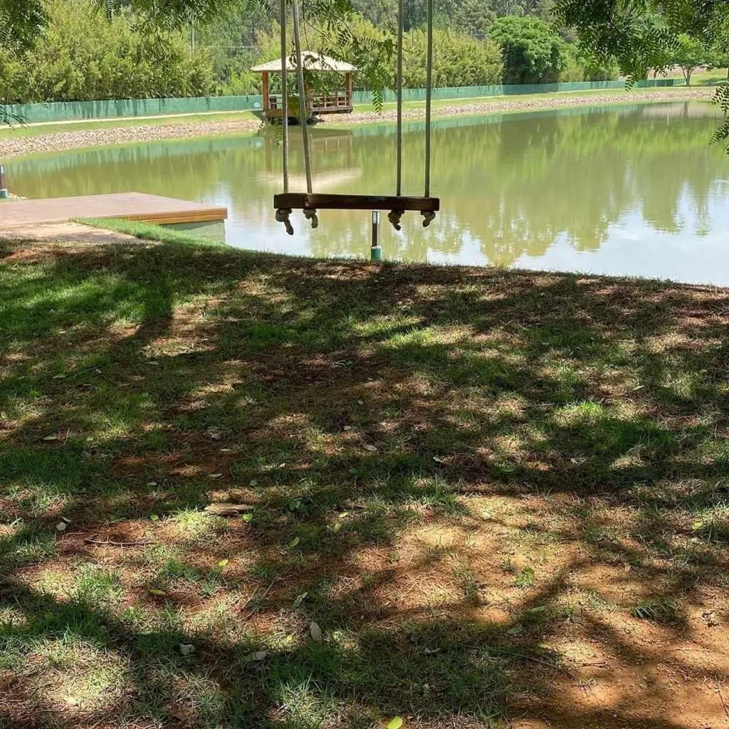 Terreno à venda de 600 m² em Vinhedo, SP, Brasil