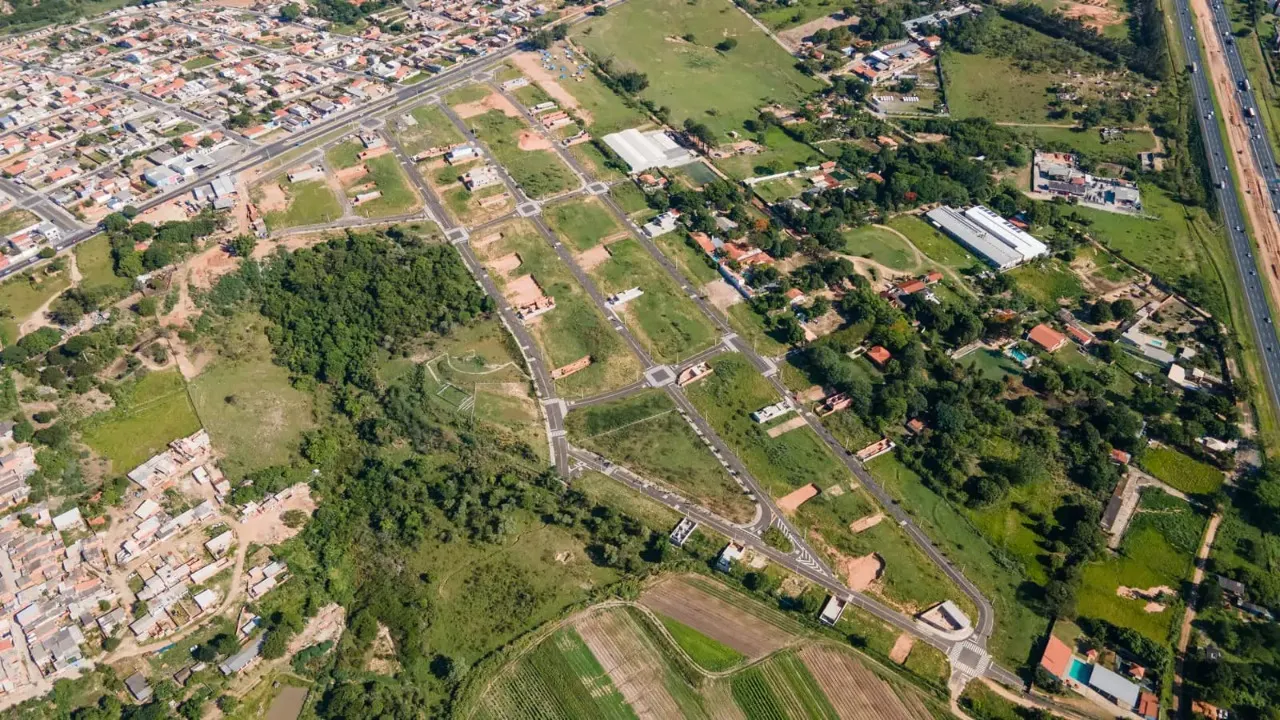 Terreno à venda de 175 m² em Campinas, SP, Brasil