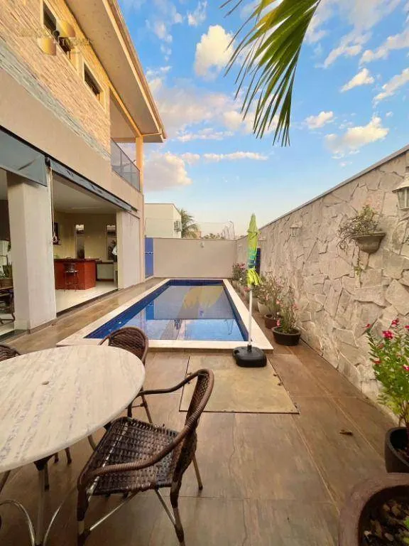 Casa à venda de 440 m² em Cuiabá, MT, Brasil